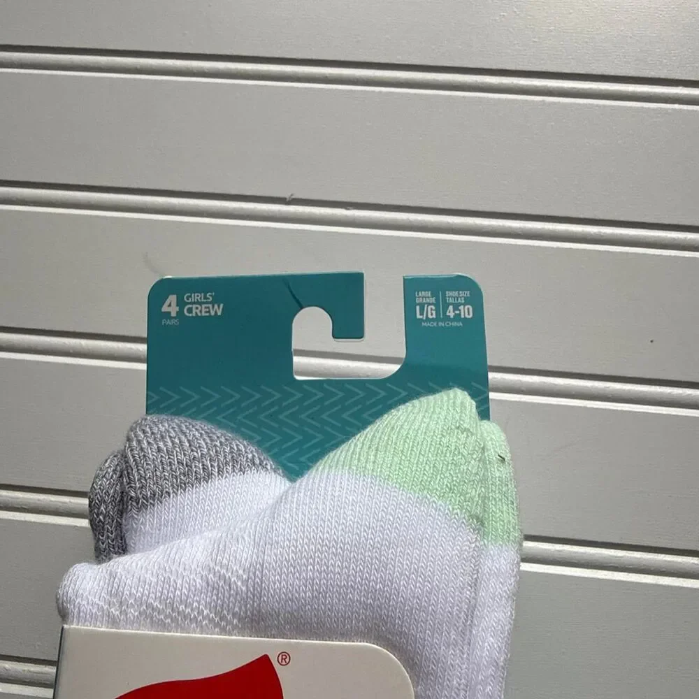 NWT Hanes Girls Crew Active Socks